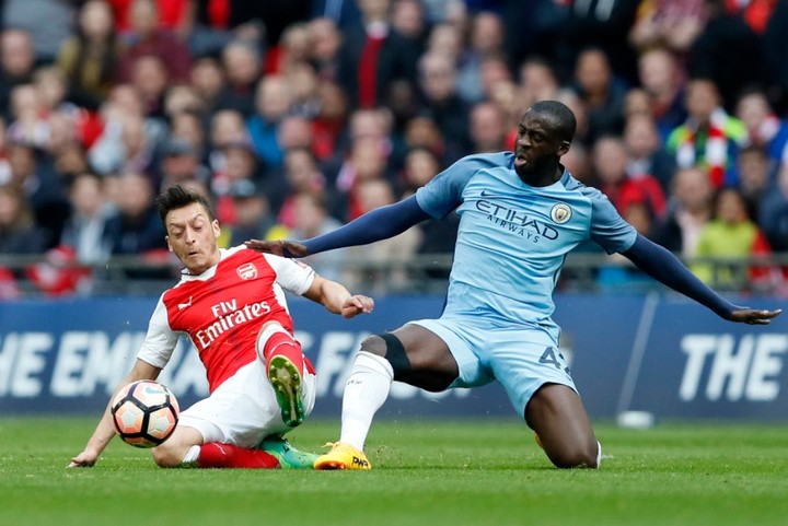 Futbaloví fanúšikovia sú hlúpejší ako v minulosti